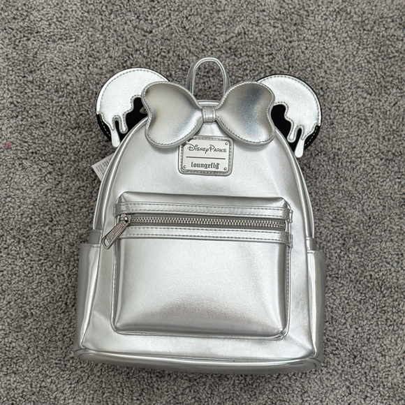 Loungefly Minnie Mouse Disney100 Platinum Mini Backpack - Picture 15 of 15